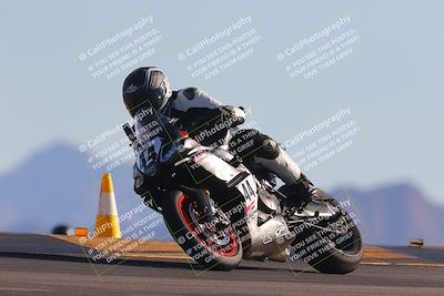 media/Nov-06-2023-Moto Forza (Mon) [[ce023d0744]]/3-Intermediate Group/Session 5 (Turn 9)/